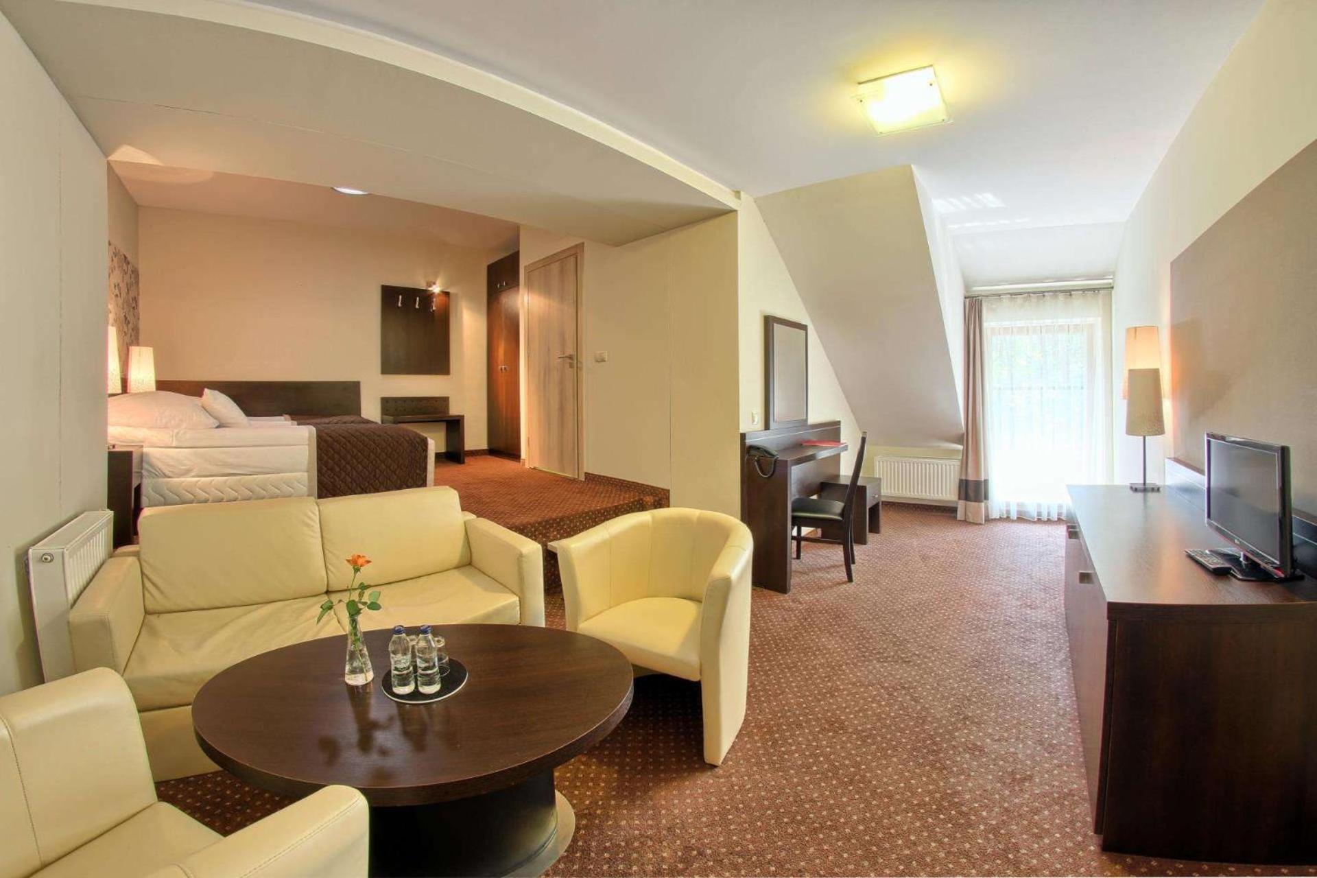 Hotel Zacisze تورافا المظهر الخارجي الصورة