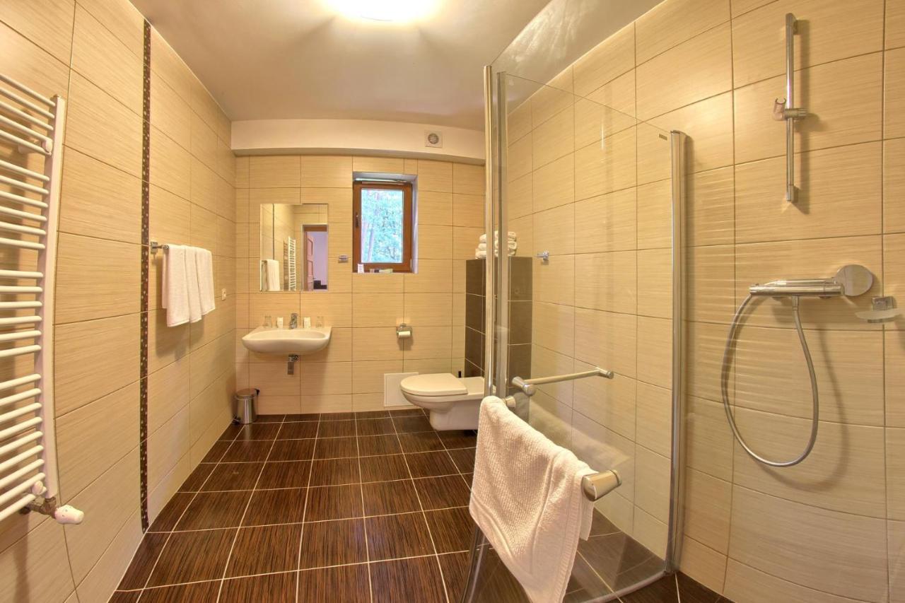 Hotel Zacisze تورافا المظهر الخارجي الصورة